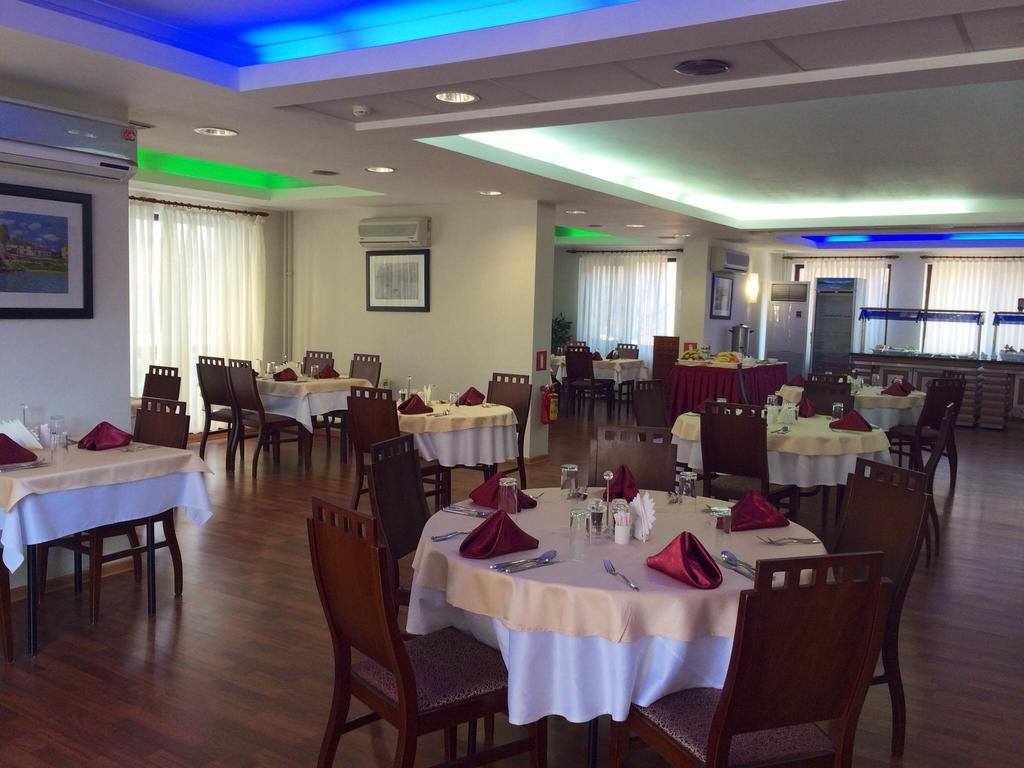 Europa Residence Atyrau Luaran gambar